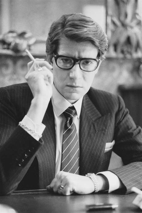 biografia yves saint laurent|saint laurent founder.